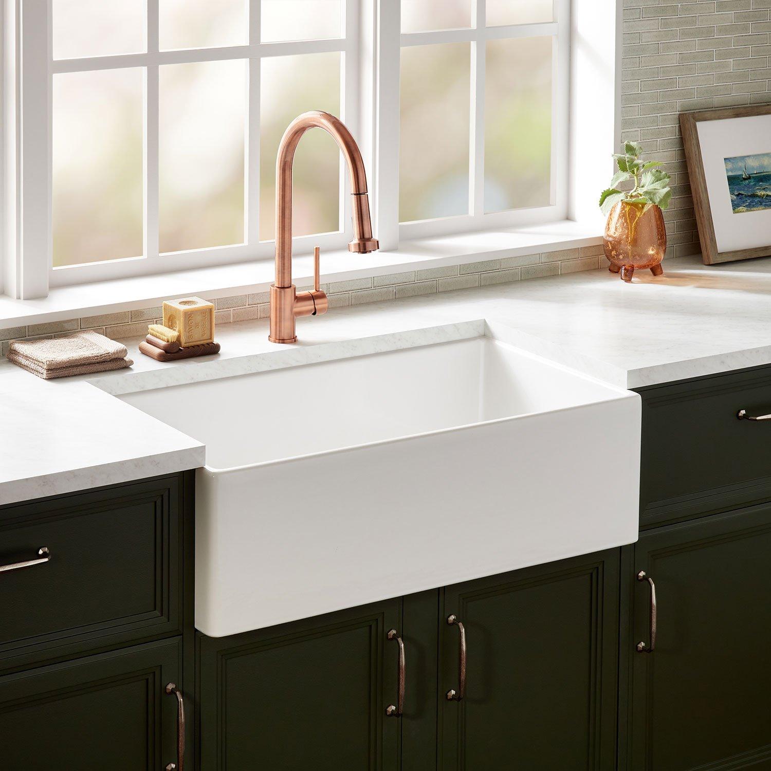Signature Hardware Rowena 33" Fireclay Farmhouse Apron-Front Kitchen Sink, White — Open Box